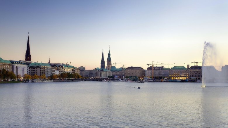 Blick über die Binnenalster in Hamburg